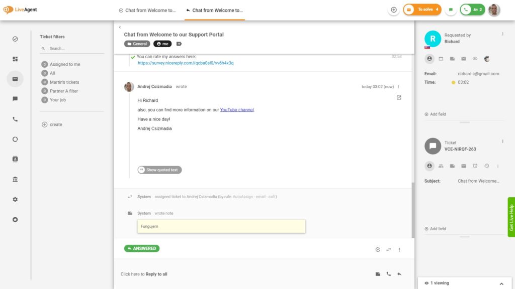 Príklad chatovania a odosielania emailu z jedného rovnakého hybridného tiketu: